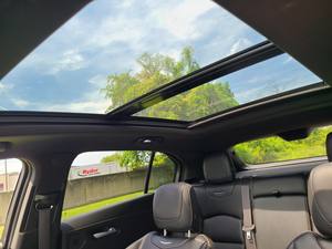 CALIENTE OFERTA 2023 Cadillac XT4 XT4 Sport AWD 4 Cilindros Transmisión Automática - Product Image 3