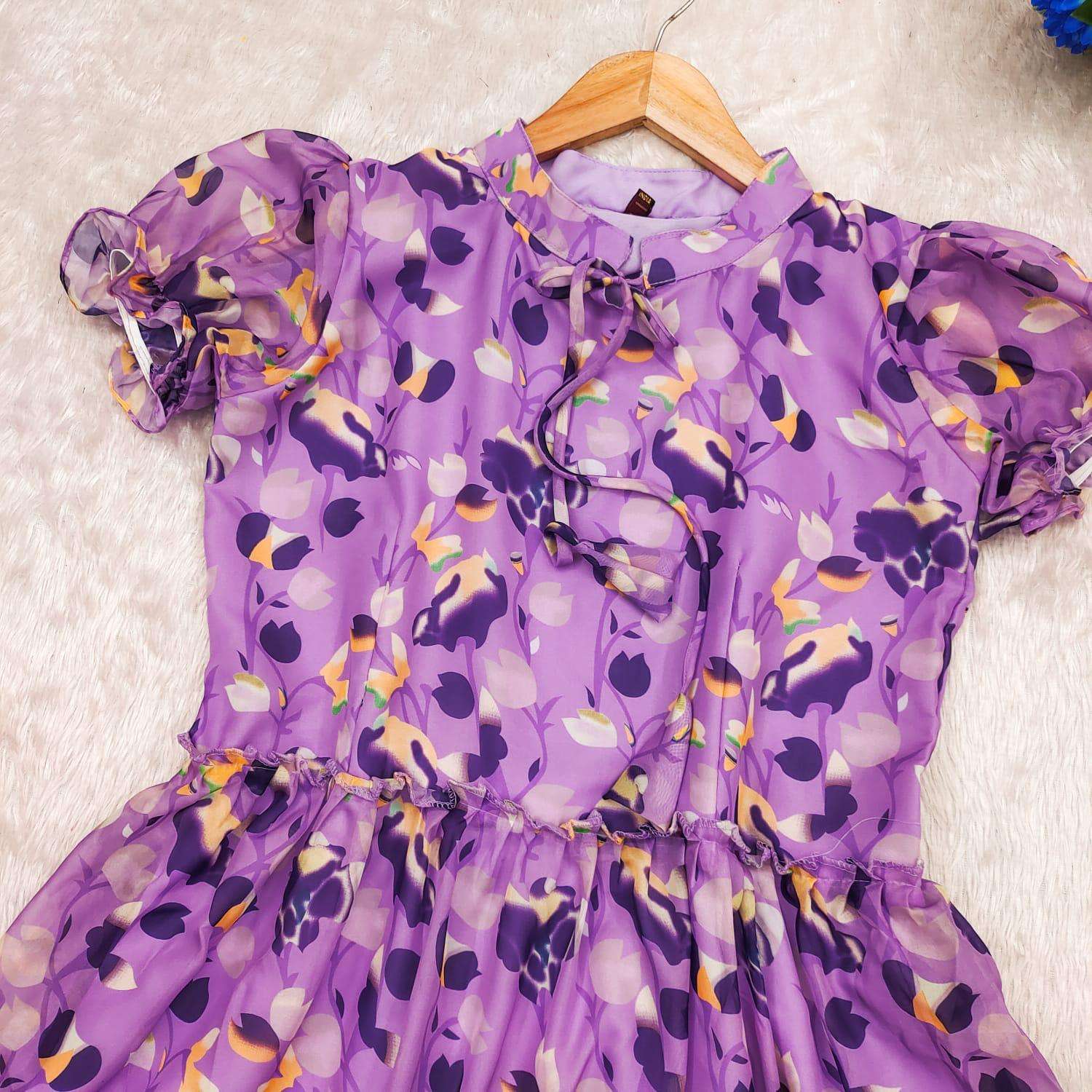 สีม่วงอ่อน