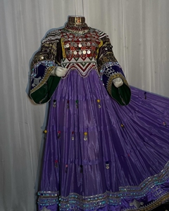 Robe de fête et de mariage afghan en velours afghan fait à la main traditionnel brodé pour femmes robe tribale taille personnalisée robes pour femmes à vendre 121 - Product Image 2