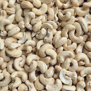 Manufacturing Raw <b>Cashew</b> <b>Nuts</b> Wholesale Exported to Eu Middle East Asia From Vietnam Santigo High Quality - Product Image 1