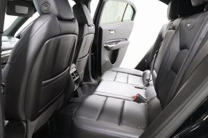 2024 C-a-d-i-l-l-a-c X T 4 Sport AWD avec un faible kilométrage et un prix abordable en stock prêt pour l'expédition - Product Image 6