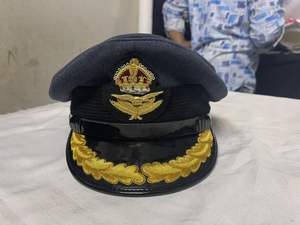 หมวกกันน็อคสีชาร์โคลพร้อมหมวกปักโลโก้กลางแจ้ง - Product Image 4