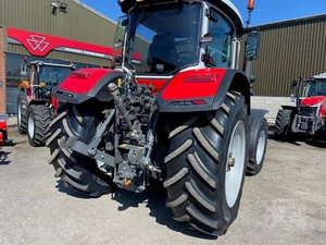 Tractor Mas-sey Ferguson 8S.225 Usado Más Vendido, 70HP, 4WD, Transmisión por Engranajes, Garantía de 5 Años en el Motor, Larga Vida Útil - Product Image 2