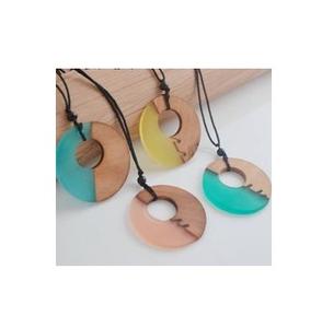 Collar con colgante de resina epoxi y madera más popular, clásico para fiestas de niñas, bodas, aniversarios, joyería cristiana superior - Product Image 1