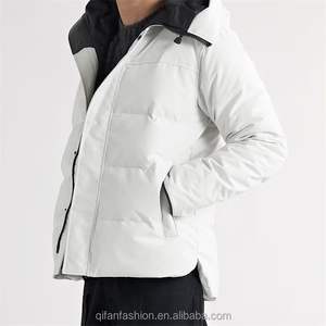 Veste en duvet à bulles à col montant pour hommes personnalisée coupe-vent de couleur blanche unie - Product Image 2
