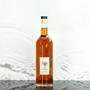 Nieuwe Aankomst 750Ml Glazen Flessen Voor Kleurloze Drank Alcohol Distilleerderij Gepersonaliseerde Whiskydoos Met Kurk Party-Apparatuur