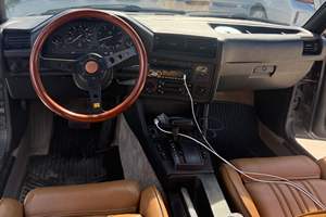 BMW 325e Sedán de 1986 Usado, Sin Reserva, Mayormente de Propietario en California, Azul Ártico Metalizado, Motor de 6 Cilindros y 2.7 Litros - Product Image 4