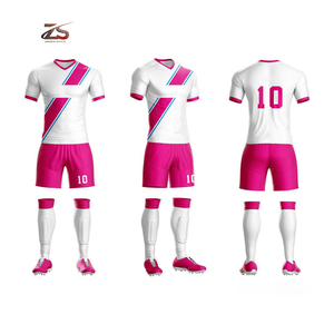 2025 uniformes de football rouge et blanc uniformes de football de combinaison de couleurs nouvelles et différentes fabriqués au Pakistan - Product Image 4