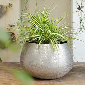 Meilleure qualité incroyable jardinière Pot argent fini métal fleur planteur fait à la main Antique martelé conception planteur pour la décoration - Product Image 2