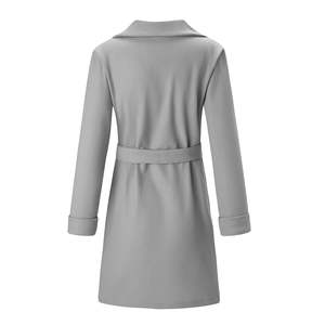 Personnalisé vente en gros hiver de haute qualité élégant couleur unie style bureau 100% laine manteau long pour les femmes - Product Image 3