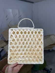 Panier à fruits en bambou tissé à la main, personnalisé, naturel, très vendu, avec couvercle, style vintage, parfait pour les cadeaux - Product Image 6