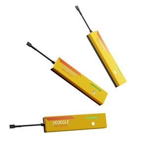 เครื่องติดตามยานพาหนะ GPS แบบเรียลไทม์ระบบป้องกันการโจรกรรมอัจฉริยะเครื่องตัดการสั่นสะเทือนของเครื่องยนต์รถจักรยานยนต์รวมถึงซิลิโคน Wi-Fi - Product Image 1