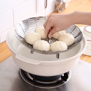 Cesta Vaporera Plegable y Extensible de Acero Inoxidable para Cocinar Saludablemente Momos, Dumplings, Frutas, Mariscos - Product Image 1