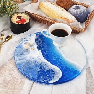 Juego de Bandeja y Posavasos de Resina Artesanal, Elegante Bandeja para Servir Comida y Bebidas para Hogares Modernos - Product Image 6