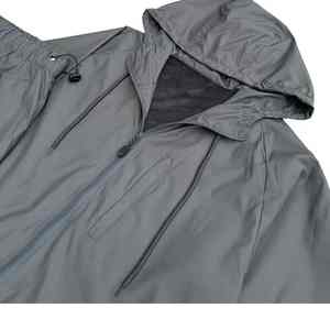 Conjunto de Chaqueta y Pantalones Deportivos Impermeables de Nailon con Capucha, Estilo Casual, Fabricante OEM, Ropa Deportiva Personalizada - Product Image 2