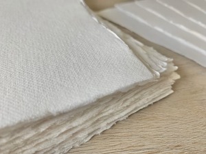 8x10 IVORY 150 Gsm Handmade Deckled Edge Cotton Deckle Edge Paper - Product Image 2