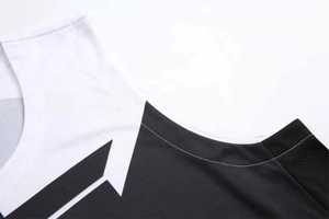 Service OEM, uniforme de basket-ball sur mesure de haute qualité, respirant, 100% polyester, antibactérien, maillot et short professionnels - Product Image 4