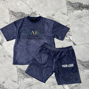 Ensembles de shorts d'été unisexe de luxe de qualité supérieure en daim personnalisé brodé sur toute la surface de strass ensembles décontractés pour hommes à motif imprimé - Product Image 6