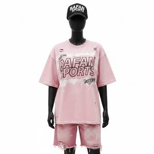 Conjunto de camiseta y pantalones cortos de algodón jersey premium para mujer, 220GSM, suave, transpirable, color rosa, estampado en serigrafía, 100% algodón. - Product Image 6