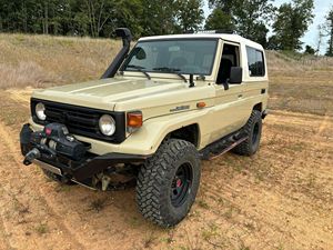 1991 para Toyota Land Cuiser HZJ73 Mercado Europeo volante a la izquierda diésel 6 cilindros cuero ligero Interior ACC Control de crucero - Product Image 2