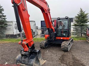 Kubota รถขุด KX080ตีนตะขาบขนาดเล็กเครื่องจักรก่อสร้างที่ใช้ทนทานและพร้อมใช้งาน - Product Image 4