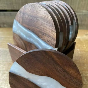 Ensemble de dessous-de-verre en bois de noyer avec époxy blanc, rond, pour boissons, protection de la table, résistant à la chaleur, décoration de table de cuisine, bar, bureau - Product Image 1