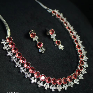 Collar de latón elegante de tendencia con plata AD CZ y Perla para novias Bodas Proveedor de productos a granel - Product Image 1