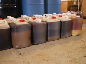 High Quality Used Cooking <b>Oil</b> Bulk Supply for Biodiesel <b>Animal</b> Feed and Soap Production Industrial Grade Filtered <b>Oil</b> - Product Image 3