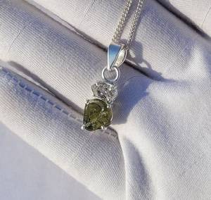 Colgante moldavita y Herkimer crudo, colgante hecho a mano de plata 925 con cadena, moldavita checa, anillo de compromiso - Product Image 4