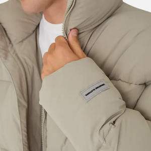 Chaqueta acolchada de poliéster y algodón 100% para hombre, nuevo estilo, ultraligero, ropa de invierno de calle alta, cuello levantado con capucha, bombardero acogedor - Product Image 4
