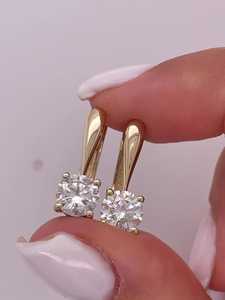 Boucles d'oreilles clous huggie en argent sterling 925 plaqué or 14 carats, sertissage à bélière, taille brillant 6 mm, zircon cubique fin, vente en gros, pour soirée - Product Image 5