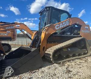 Chargeuse sur chenilles compacte pour CASE TV370B Tracteur à bûches polyvalent avec moteur à noyau et composants de pompe - Product Image 1