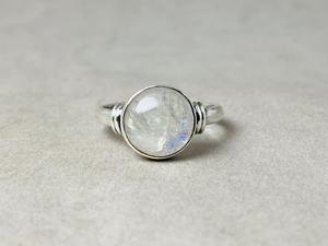 Anillo Vintage de piedra lunar arcoíris, joyería de plata hecha a mano, anillo de Plata de Ley 925 sólida, anillos delicados de plata al por mayor - Product Image 3