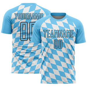 เสื้อฟุตบอลพรีเมียมสั่งตัดพิเศษ น้ำหนักเบา ระบายอากาศได้ดี ผลิตจากโพลีเอสเตอร์ 100% สีและโลโก้สั่งทำได้ เหมาะสำหรับการแข่งขันระดับมืออาชีพและโรงเรียน - Product Image 4