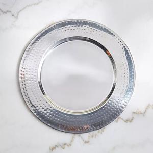 Assiette de présentation en métal finition miroir, durable, argentée, pour la restauration, vente en gros, personnalisée, faite à la main - Product Image 4
