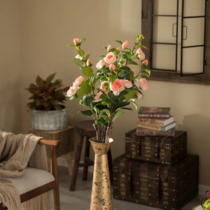 Ensemble de 3 Vases au design unique Vases multifonctionnels fabriqués à la main, parfaits pour la table à café ou le couloir. - Product Image 3