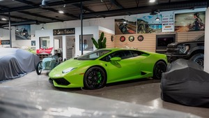 Lamborghini Huracán 2018 Usado en Buen Estado con Piezas OEM de Soporte Personalizado DIY y Garantía de 3 Años en Venta - Product Image 2