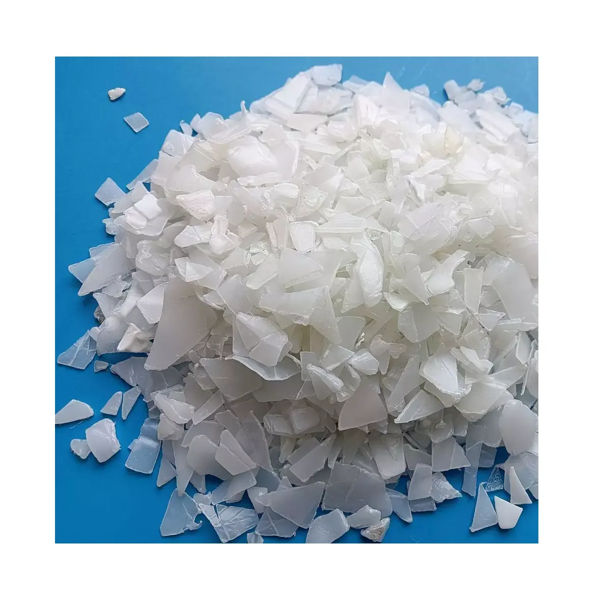 Milk White Post-Consumer PCR-HDPE Crushed Material Recycle Milk Bottles HDPE Resin Sheet Flakes