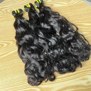 Extensiones de cabello indio 100% virgen alineado con cutícula del proveedor al por mayor, extensiones de cabello largo de visón recto y rizado con ondas Yaki - Product Image 1