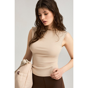 Blusa ajustada de corte bajo con detalles en la espalda de tela suave y elástica para mujer Urban Beat SERAVEL - Product Image 2