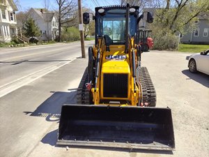 รถตักล้อยางขนาดเล็ก JCB 1CXT สภาพสมบูรณ์แบบ พร้อมเครื่องยนต์ Caterpillar ปั๊มไฮดรอลิก Kawasaki ชุดเกียร์ และลูกปืน - Product Image 4