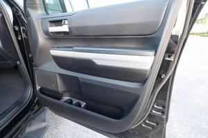 TOYOTA TUNDRA SR5 CREWMAX 2020 USADA, VOLANTE A LA IZQUIERDA/DERECHA - Product Image 6