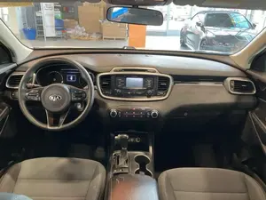 Kia Sorento LX 2016 - Product Image 2