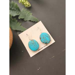 Boucles d'oreilles pendantes en turquoise égyptienne et argent sterling, faites à la main par des artisans navajo - Product Image 4