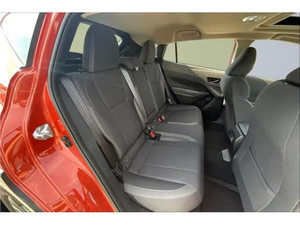 SUV compact d'occasion 2025 Premium à transmission intégrale, conduite fluide, spacieux, confortable, système d'infodivertissement moderne et sécurité, provenant du Japon - Product Image 3