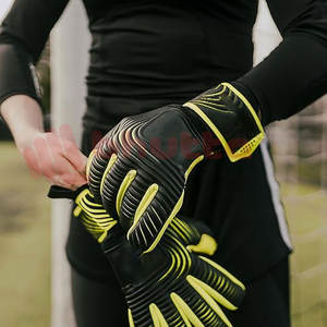 Gants de gardien de but en cuir pour adultes, très vendus, antidérapants, résistants à l'usure, à doigts complets, imperméables, pour l'entraînement au football, unisexe - Product Image 3