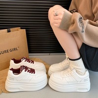 Nouvelles Chaussures Blanches Décontractées à Plateforme et Semelle Épaisse pour Femme, Talon Discret de 8 cm, Collection Automne Hiver 2026, Idéales pour Petites Statures, Disponibles à l'Étranger