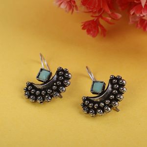 Pendientes de Moda con Diseño de Luna Punteada SkyBlue OX, Joyería para las Orejas con Estilo Inspirado en la Luna - Product Image 1