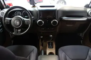 JEEP WRANGLER UNLIMITED SAHARA 2013 USADO, Volante a la Izquierda/Derecha - Product Image 2