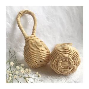 Accessoires de pépinière hochets en rotin pour enfants nouveau-né bébé jouets tissé à la main hochet cloche shaker jouet - Product Image 1